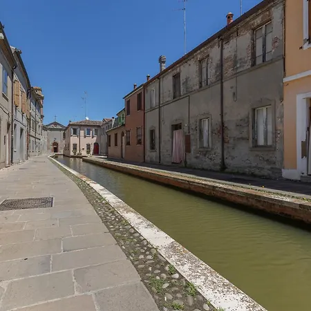 Guesthost - La Piccola Venezia Lejlighed Comacchio
