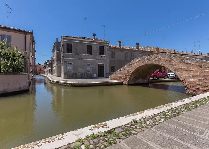 La Piccola Venezia * コマッキオ